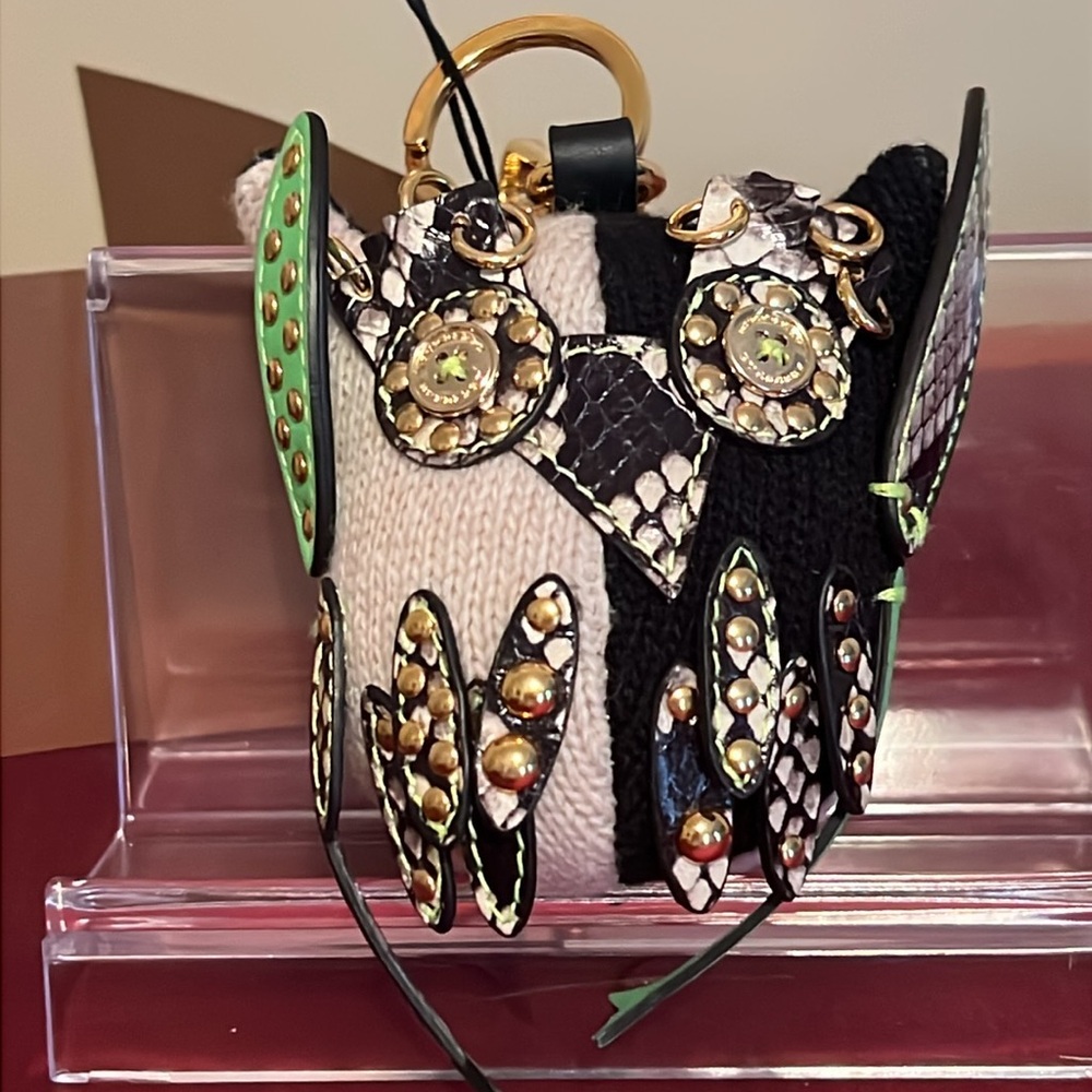 Burberry Black and Cream Mavis Owl Creature bag charm / key chain - Picture 3 of 10